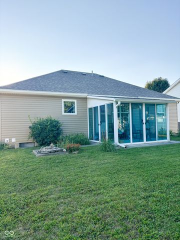 1712 N Oakmont Avenue, Greensburg, IN 47240