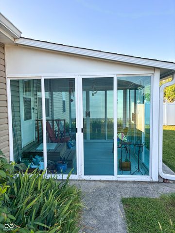 1712 N Oakmont Avenue, Greensburg, IN 47240