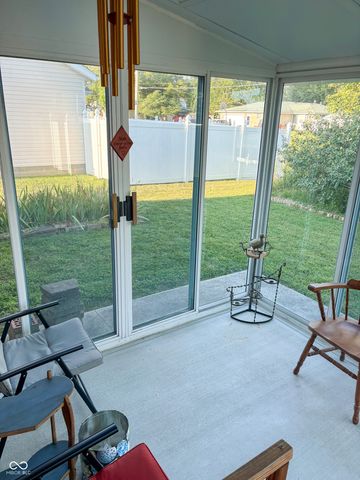 1712 N Oakmont Avenue, Greensburg, IN 47240