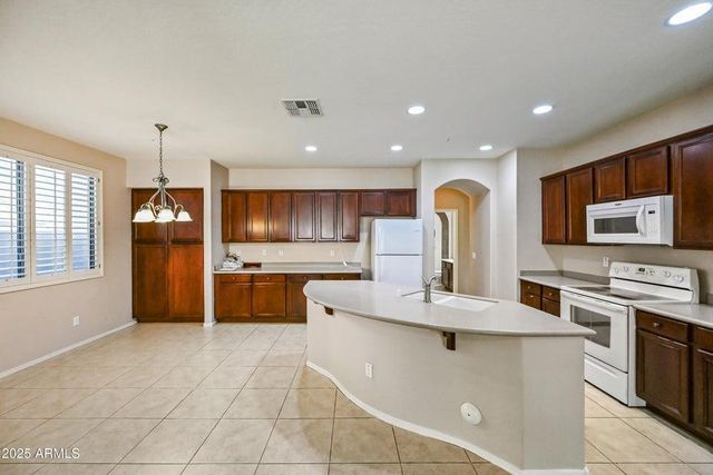 7102 W Katharine Way, Peoria, AZ 85383