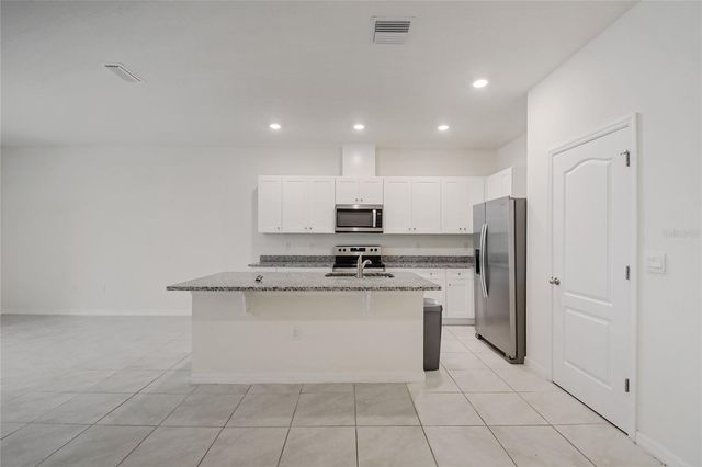 1242 LIDO DRIVE, Howey In The Hills, FL 34737