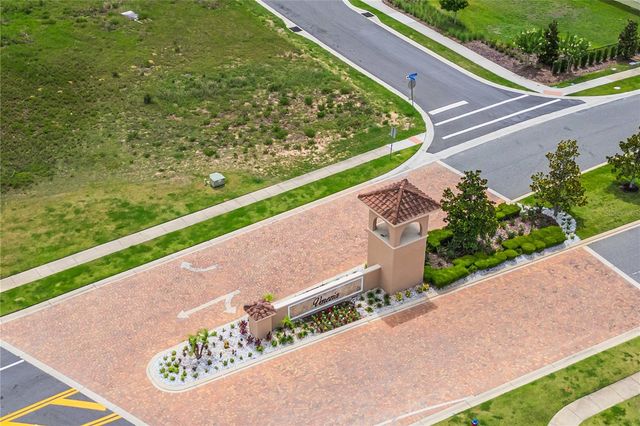 1242 LIDO DRIVE, Howey In The Hills, FL 34737
