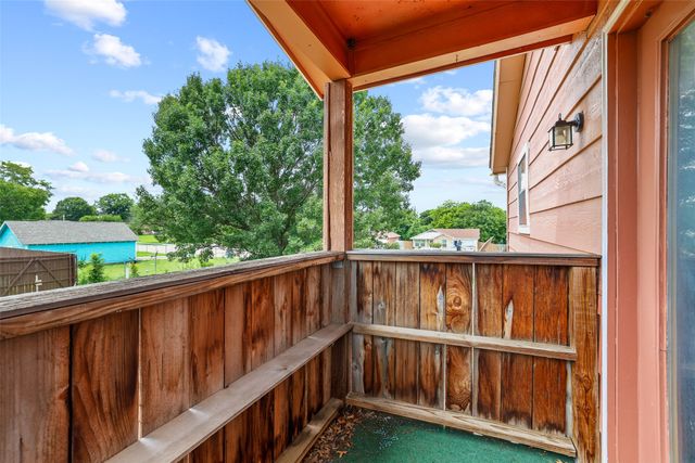 204 E Avenue D, Garland, TX 75040
