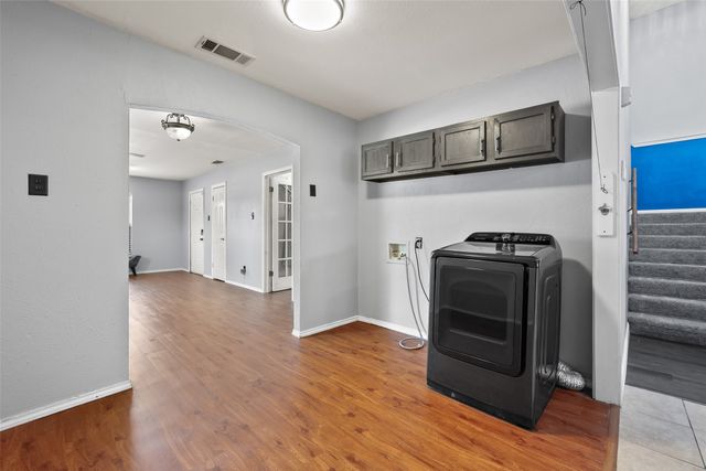 204 E Avenue D, Garland, TX 75040