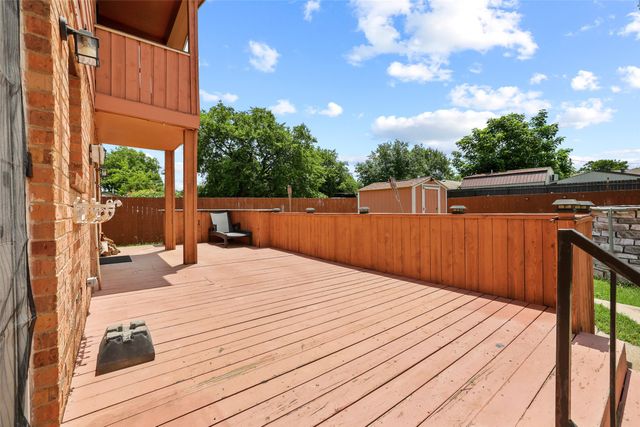 204 E Avenue D, Garland, TX 75040
