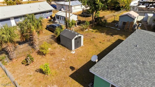 2431 Hunter TER, Fort Myers, FL 33901