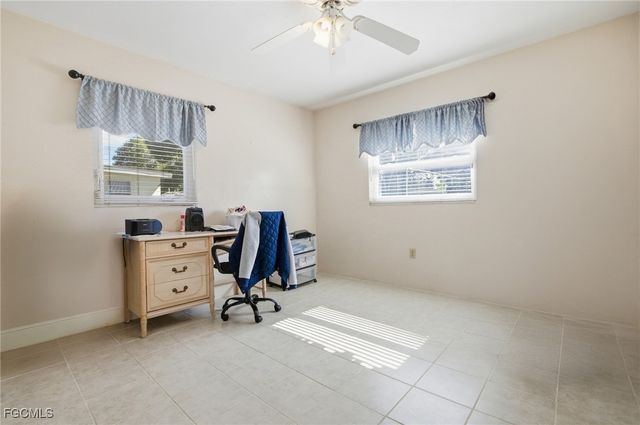 2431 Hunter TER, Fort Myers, FL 33901