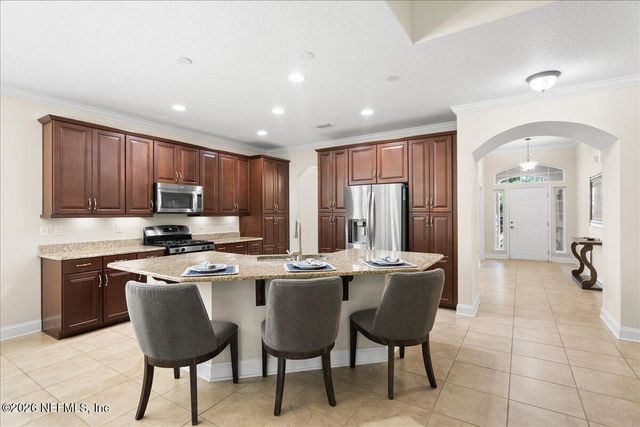 276 GRAY WOLF Trail, Jacksonville, FL 32081