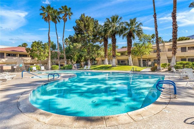 2810 N Arcadia A213, Palm Springs, CA 92262