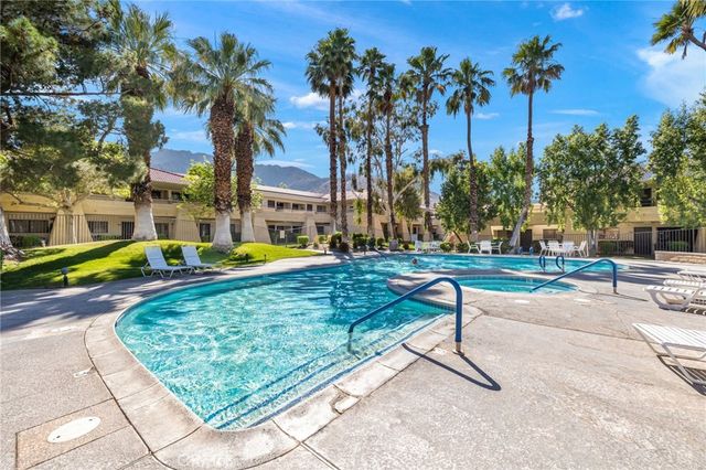 2810 N Arcadia A213, Palm Springs, CA 92262