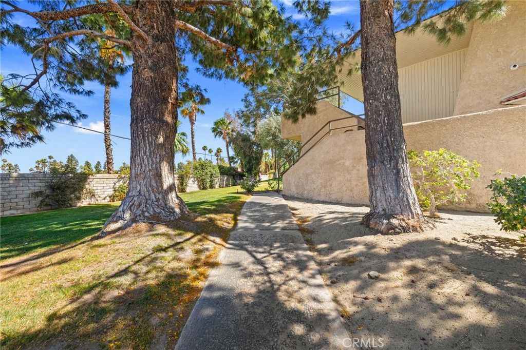 Image 23 of property listing at 2810 N Arcadia A213, Palm Springs, CA 92262