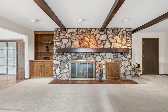 7224 Maple LANE, Hartford, WI 53027
