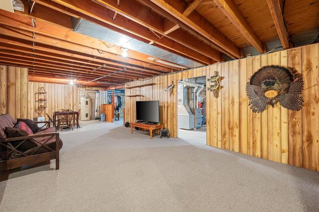 7224 Maple LANE, Hartford, WI 53027
