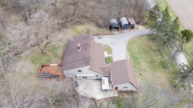 7224 Maple LANE, Hartford, WI 53027