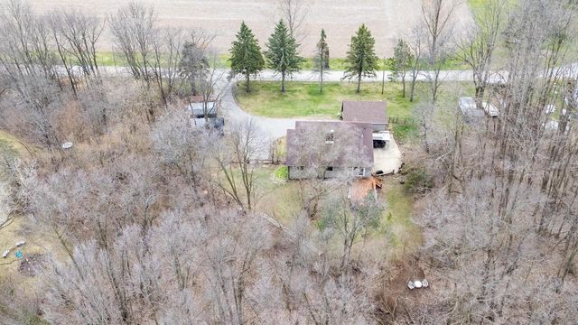 7224 Maple LANE, Hartford, WI 53027