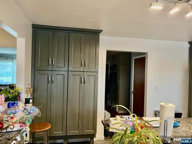 15 Vogt Lane, Little Ferry, NJ 07643