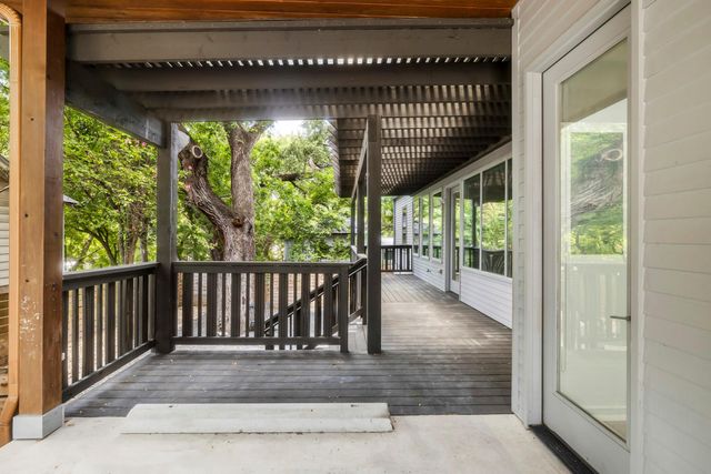 1302 S 5th ST A, Austin, TX 78704