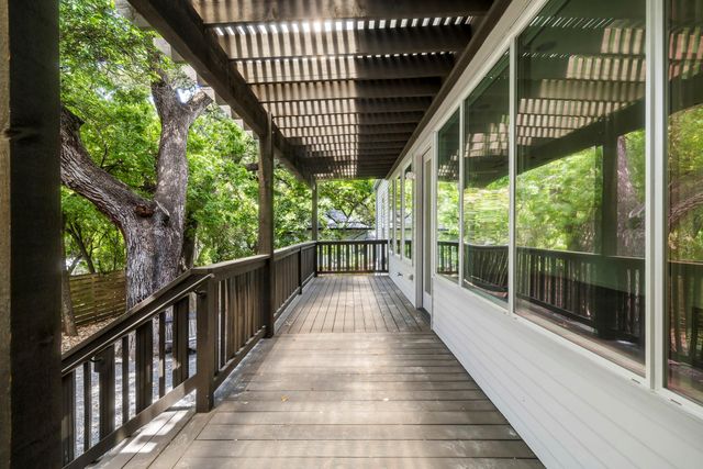 1302 S 5th ST A, Austin, TX 78704