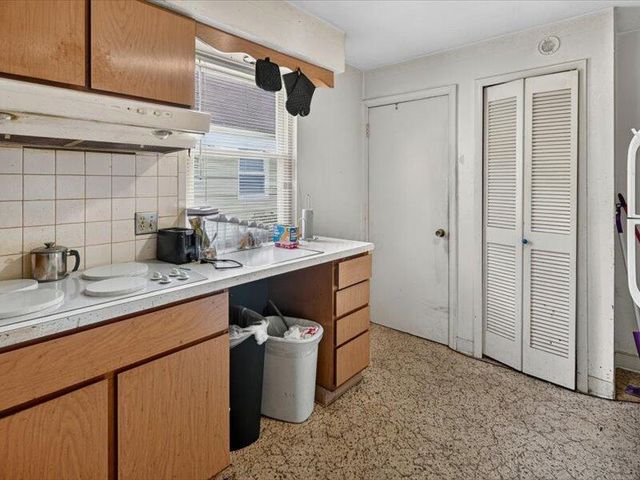 153 S Weyant Avenue, Columbus, OH 43213