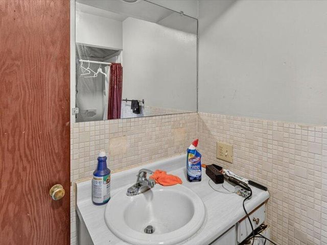 153 S Weyant Avenue, Columbus, OH 43213
