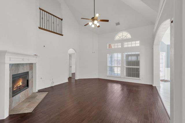 517 Cavanal Hill Drive, Little Elm, TX 75068