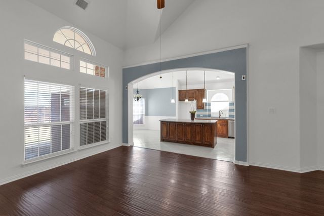 517 Cavanal Hill Drive, Little Elm, TX 75068