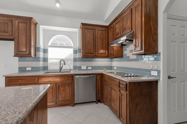 517 Cavanal Hill Drive, Little Elm, TX 75068