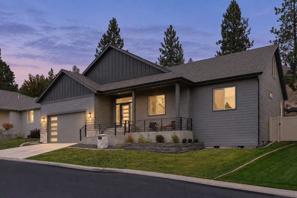 8609 E Hazelwood Ln, Spokane, WA 99212 photo 2