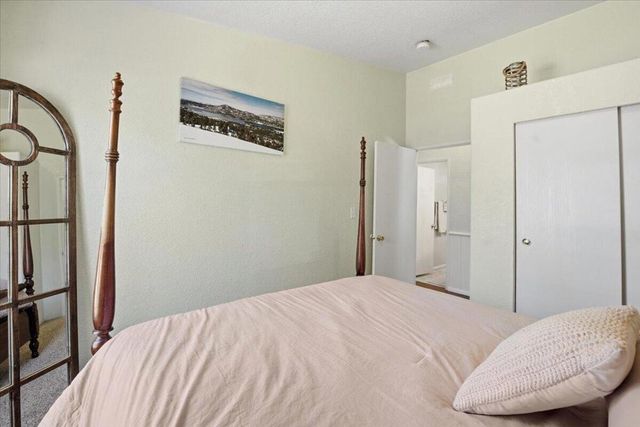 761 Los Angeles Avenue, Sugarloaf, CA 92386