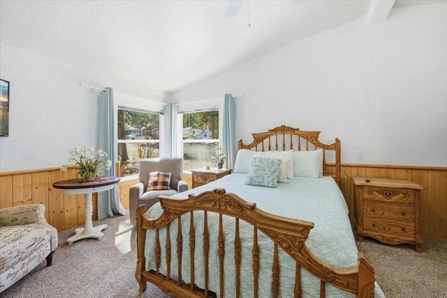 761 Los Angeles Avenue, Sugarloaf, CA 92386