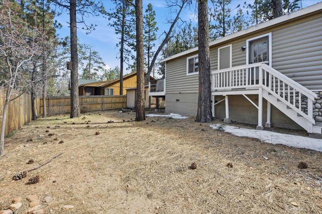 761 Los Angeles Avenue, Sugarloaf, CA 92386