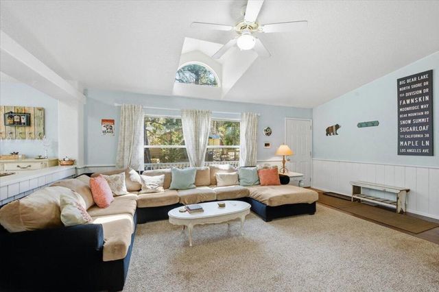 761 Los Angeles Avenue, Sugarloaf, CA 92386