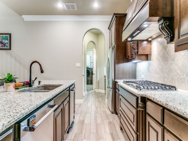 625 Canterbury Court, Coppell, TX 75019