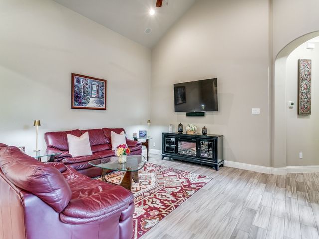 625 Canterbury Court, Coppell, TX 75019