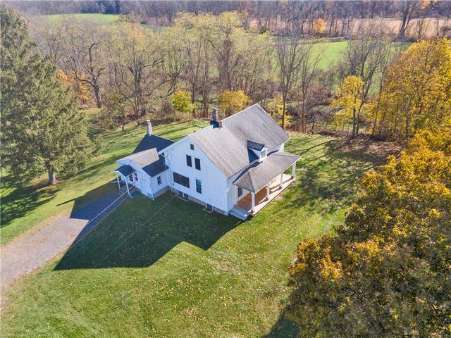 1096 Victor Road, Macedon, NY 14502