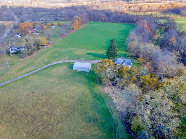 1096 Victor Road, Macedon, NY 14502