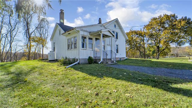 1096 Victor Road, Macedon, NY 14502