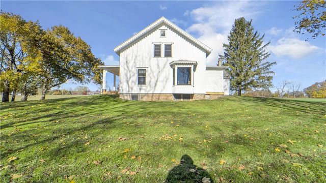 1096 Victor Road, Macedon, NY 14502