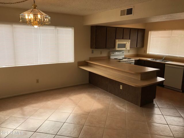 1653 W PLANA Avenue, Mesa, AZ 85202