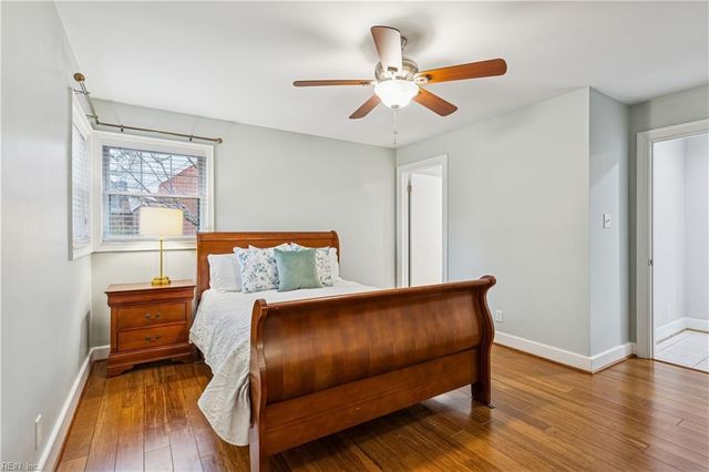 2417 Sterling Point DR, Portsmouth, VA 23703