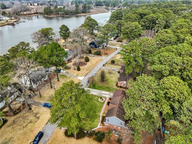 2417 Sterling Point DR, Portsmouth, VA 23703