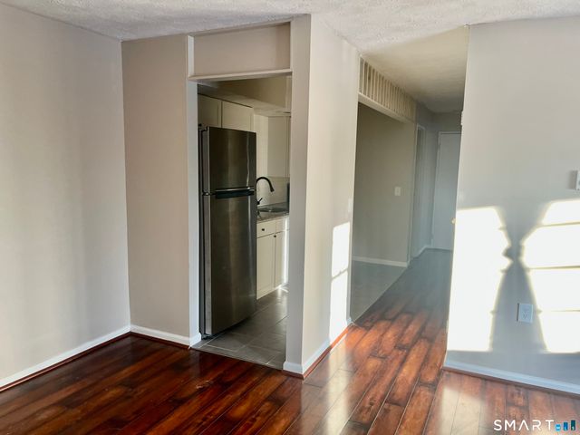 105 Horse Pond Road APT F, Salem, CT 06420