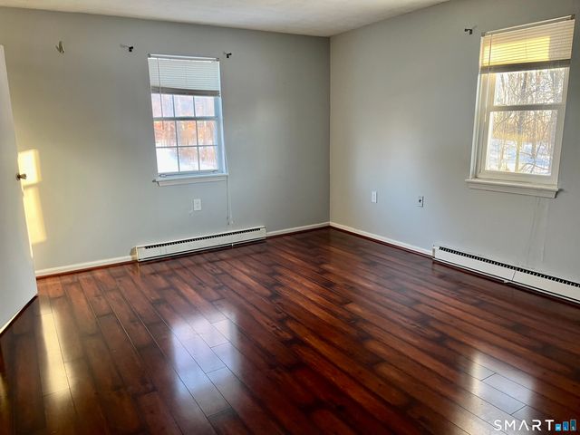 105 Horse Pond Road APT F, Salem, CT 06420