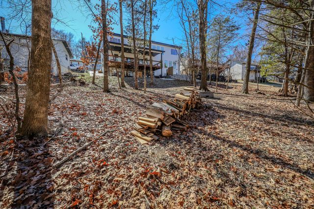 139 Cherokee Drive, Kimberling City, MO 65686