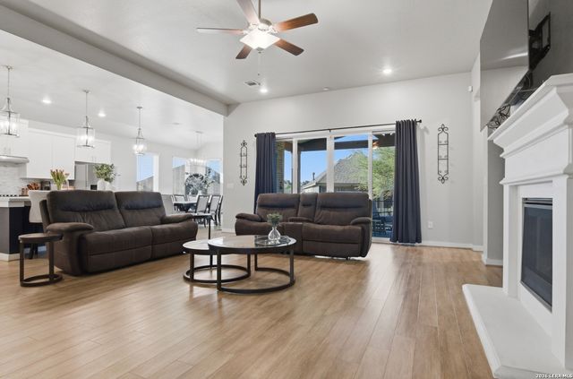 442 Orchard, New Braunfels, TX 78132