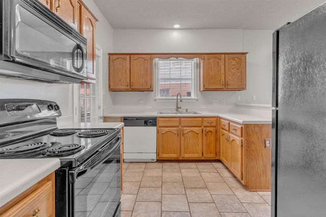 8701 CITRUS BEND DR, Memphis, TN 38018