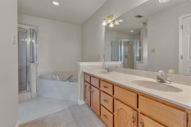 8701 CITRUS BEND DR, Memphis, TN 38018