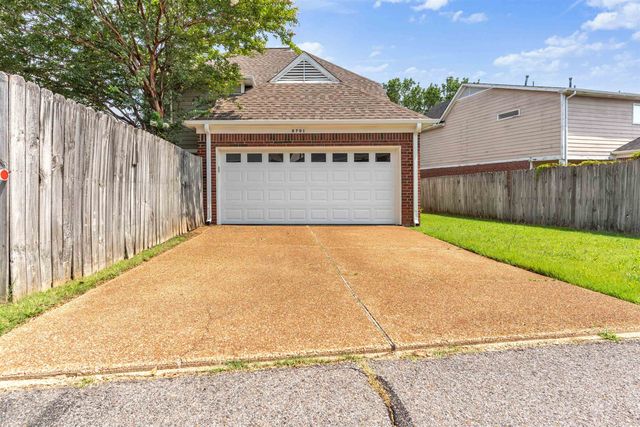 8701 CITRUS BEND DR, Memphis, TN 38018