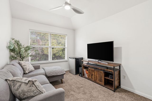 2117 Parkview, Carrollton, TX 75006