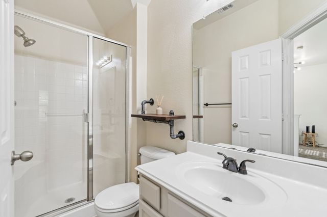 2117 Parkview, Carrollton, TX 75006